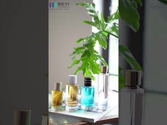 Botol parfum dengan tutup parfum